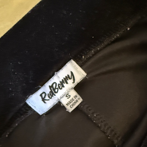 Vrg Grl Black Velvet Flared Pants - Picture 5 of 6